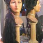 l'immagine rappresenta una parrucca stile Maria Luisa de' Medici Elettrice Palatina ART-700MLDEP