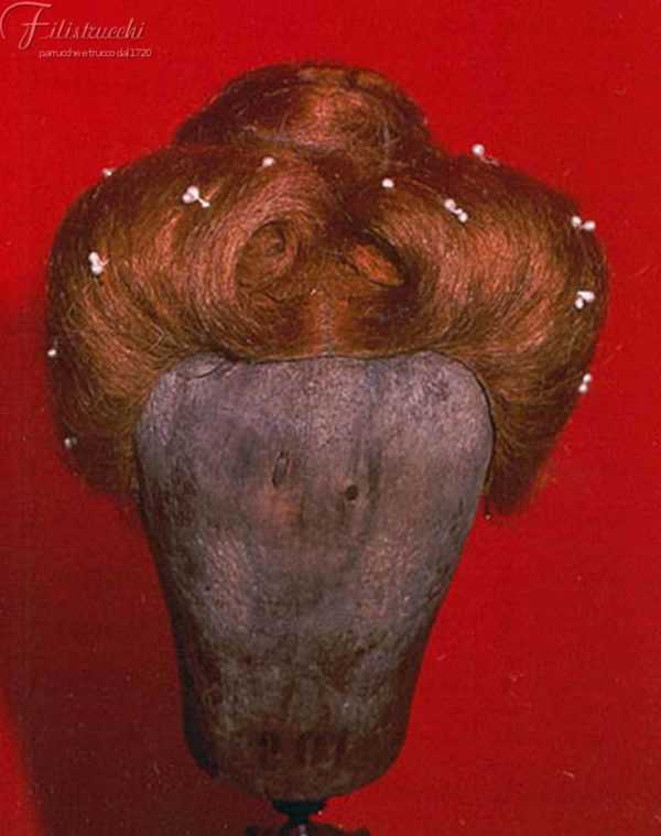 Parrucca stile elisabettiano in capelli naturali con decorazioni art R02