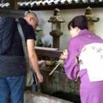 Al tempio-santuario Kango Shrine luogo della rappresentazione a Nara